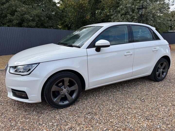 Audi A1 1.0 TFSI Sport Sportback Euro 6 (s/s) 5dr (Nav)