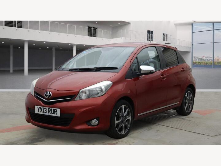 Toyota Yaris 1.33 Dual VVT-i Trend Euro 5 5dr Toyota Yaris 1.33 Dual VVT-i Trend Euro 5 5dr