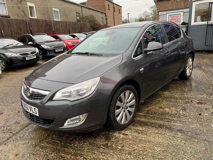 Vauxhall Astra 2.0 CDTi EcoFLEX Elite Euro 5 (s/s) 5dr