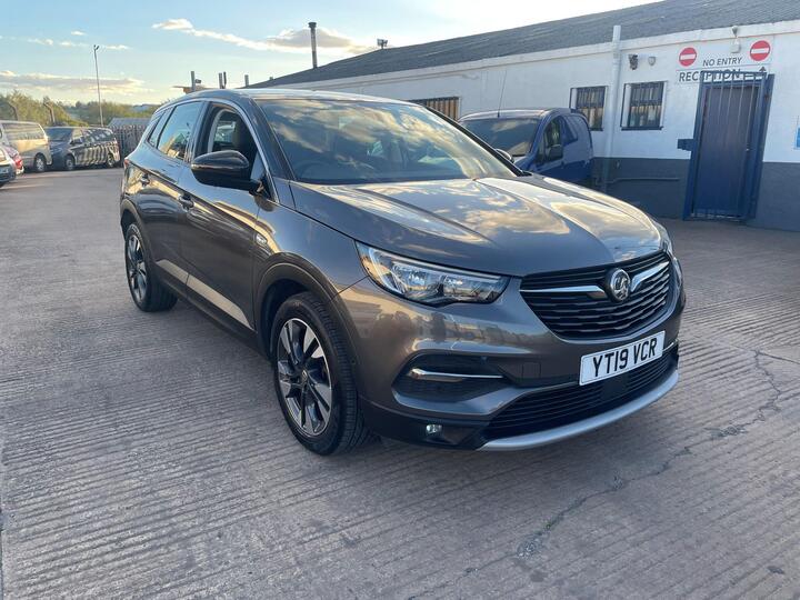 Vauxhall Grandland X 1.2 Turbo Sport Nav Euro 6 (s/s) 5dr