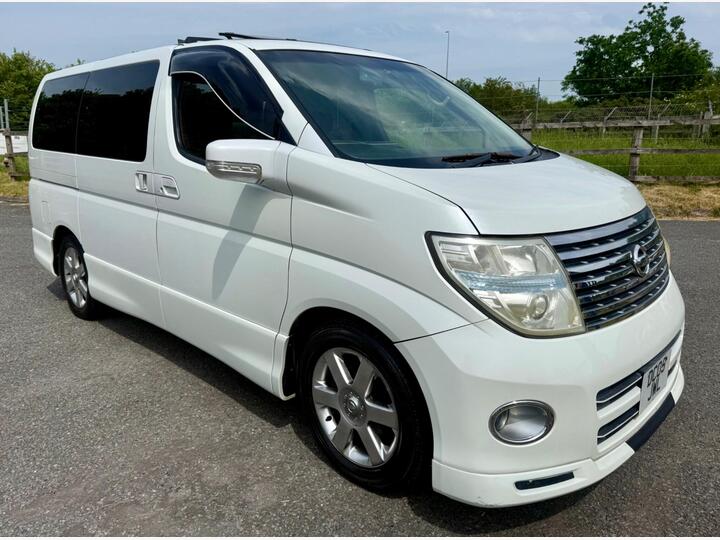 Nissan Elgrand Highway Star 3.5 CVT AUTO 7 Seater