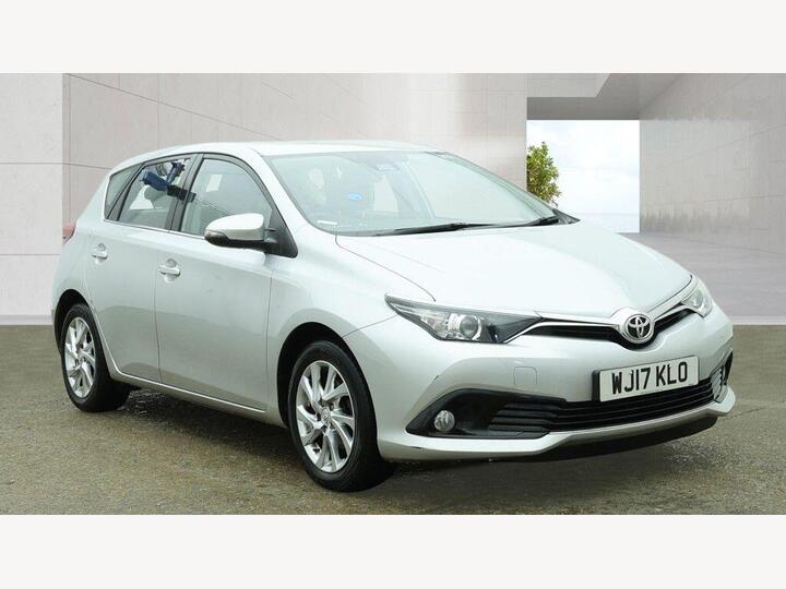 Toyota Auris 1.2 VVT-i Business Edition Euro 6 (s/s) 5dr (Safety Sense)