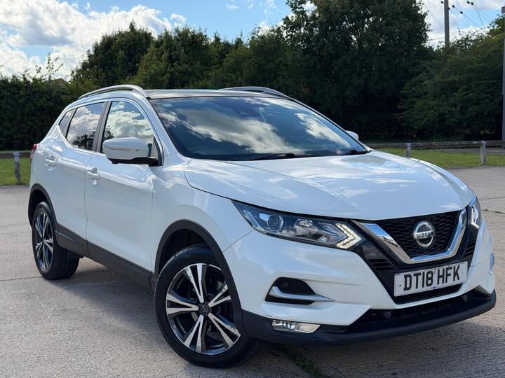 Nissan Qashqai 1.2 DIG-T N-Connecta Euro 6 (s/s) 5dr