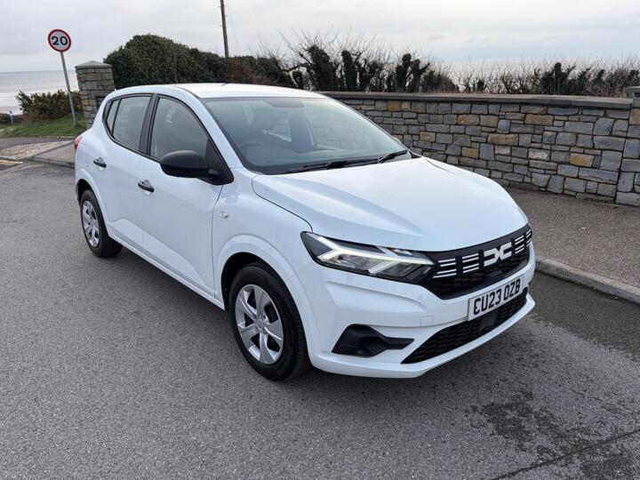 Dacia Sandero 1.0 TCe Essential Euro 6 (s/s) 5dr