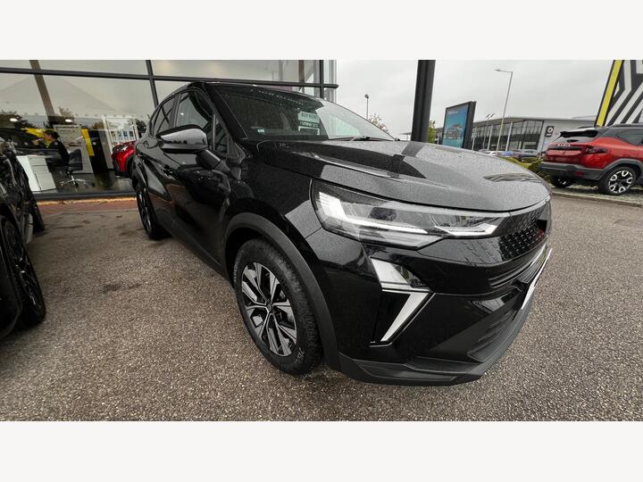Renault Captur 1.8 E-TECH Evolution Auto Euro 6 (s/s) 5dr