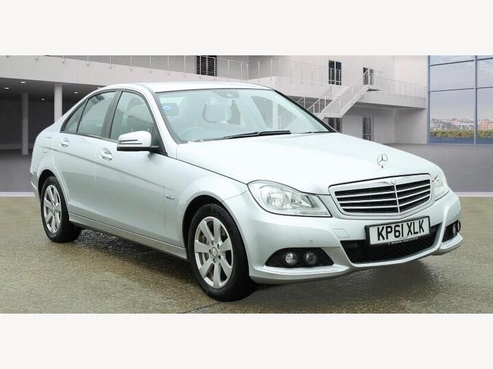 Mercedes-Benz C Class 1.8 C180 BlueEfficiency SE Edition 125 G-Tronic+ Euro 5 (s/s) 4dr