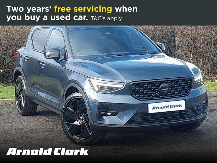 Volvo XC40 2.0 B3 MHEV Plus Pro Black Edition DCT Auto Euro 6 (s/s) 5dr