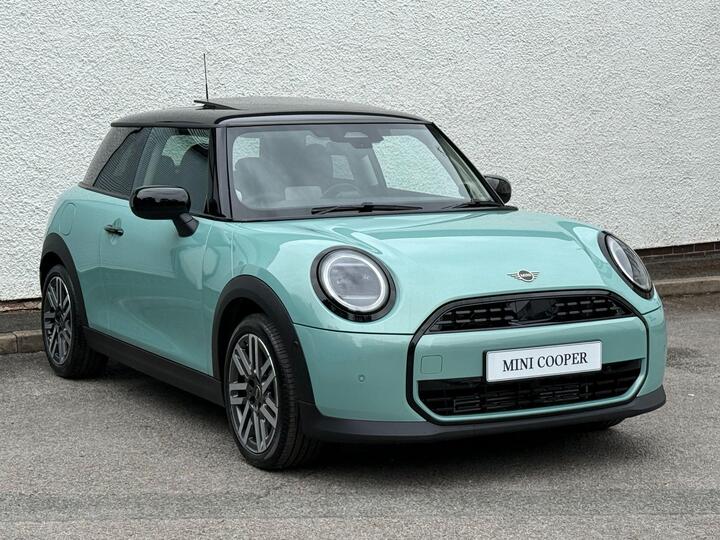 MINI Cooper 1.5C Classic Steptronic Euro 6 (s/s) 3dr