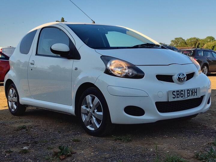 Toyota AYGO 1.0 VVT-i Go Euro 5 3dr