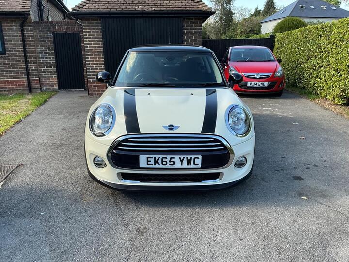 MINI Hatch 1.5 Cooper Auto Euro 6 (s/s) 3dr