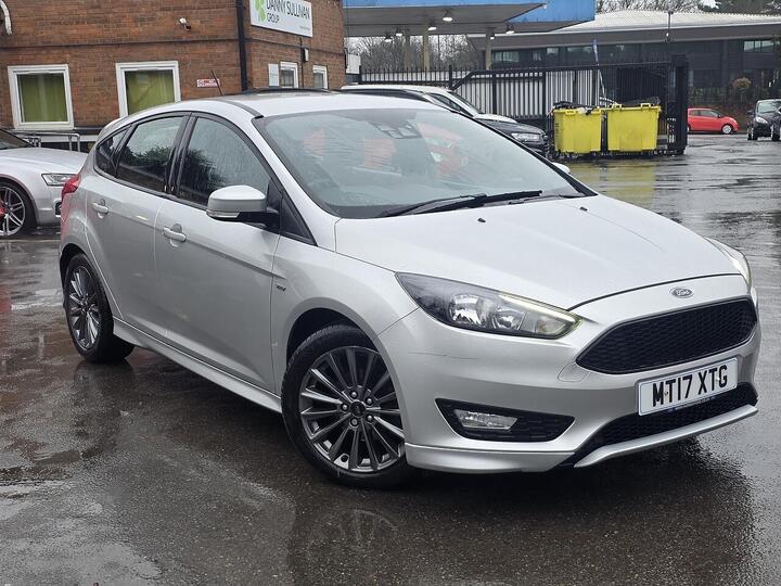 Ford Focus 1.0T EcoBoost ST-Line Auto Euro 6 (s/s) 5dr