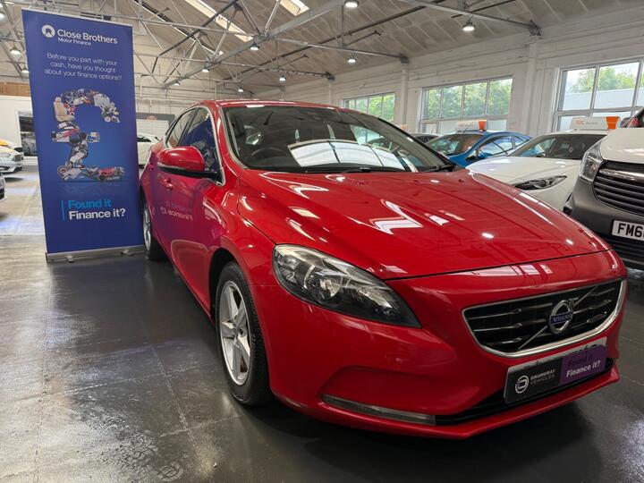 Volvo V40 1.6 D2 SE Euro 5 (s/s) 5dr