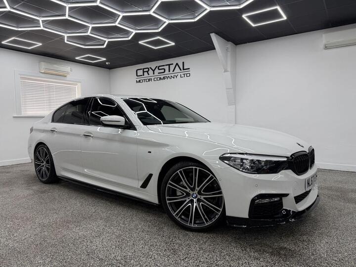 BMW 5 SERIES 2.0 520d M Sport Auto Euro 6 (s/s) 4dr BMW 5 SERIES 2.0 520d M Sport Auto Euro 6 (s/s) 4dr