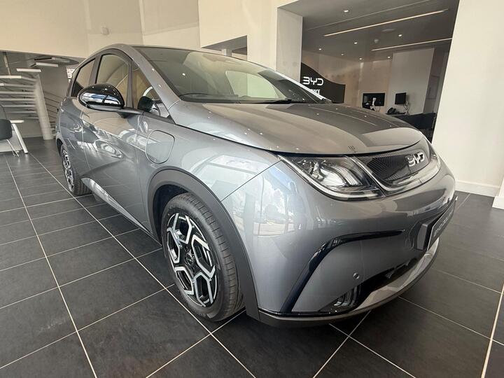 BYD Dolphin 60.48kWh Design Auto 5dr