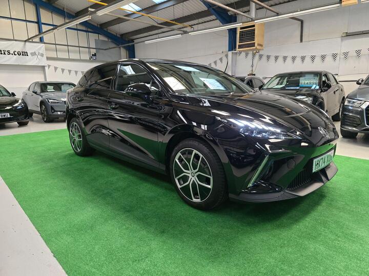 MG MG4 64kWh Trophy Long Range Auto 5dr