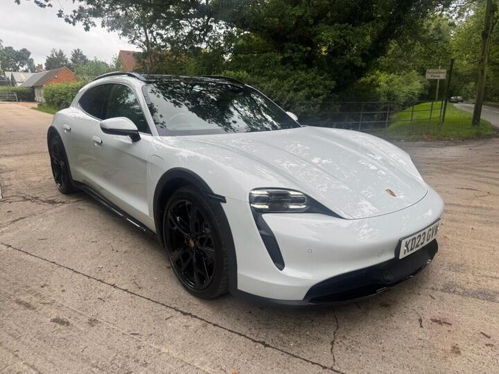 Porsche TAYCAN Performance Plus 93.4kWh 4 Cross Turismo Auto 4WD 5dr (11kW Charger) Porsche TAYCAN Performance Plus 93.4kWh 4 Cross Turismo Auto 4WD 5dr (11kW Charger)
