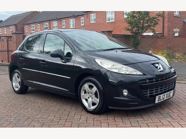 Peugeot 207 1.4 Sportium Euro 5 5dr Peugeot 207 1.4 Sportium Euro 5 5dr