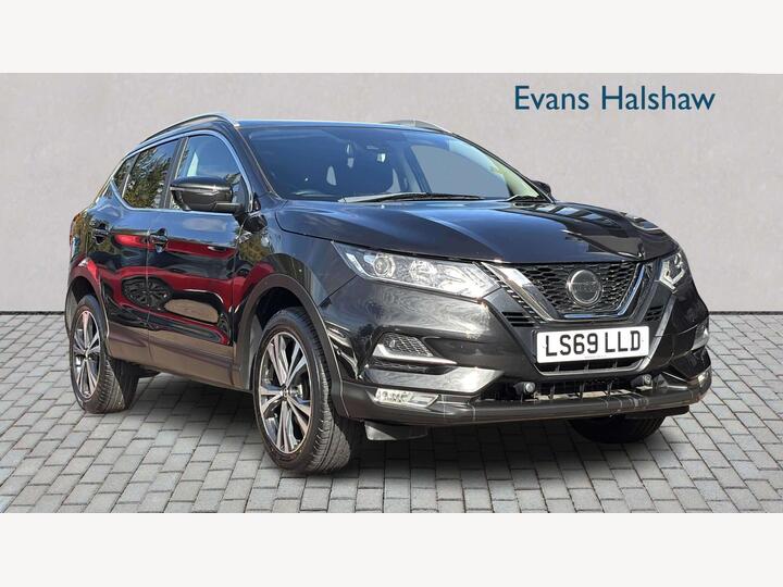 Nissan QASHQAI 1.3 DIG-T N-Connecta Euro 6 (s/s) 5dr
