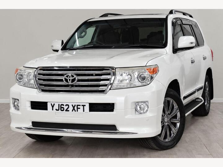 Toyota LAND CRUISER V8 4.6 ZX 12 MONTHS WARRANTY