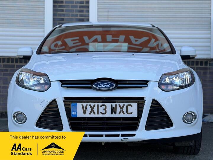 Ford Focus 1.0T EcoBoost Titanium Euro 5 (s/s) 5dr