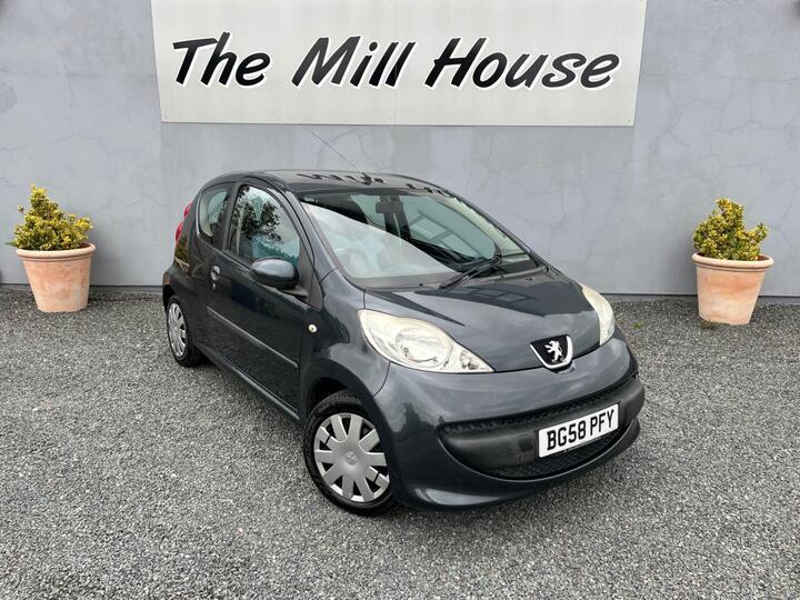 Peugeot 107 1.0 12V Urban Move Euro 4 3dr