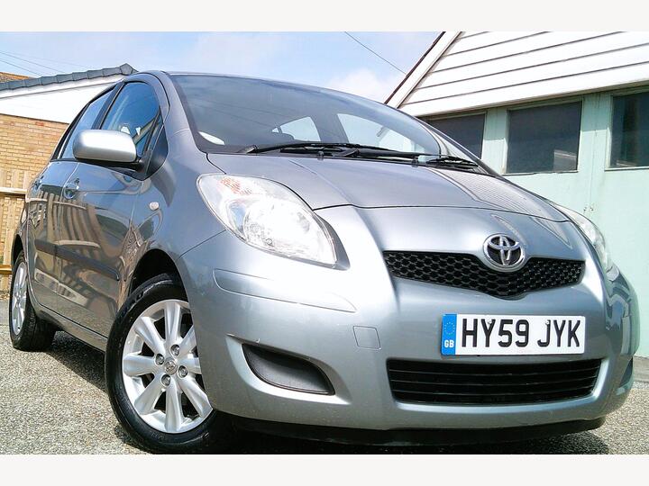 Toyota Yaris 1.33 Dual VVT-i TR Euro 4 (s/s) 5dr