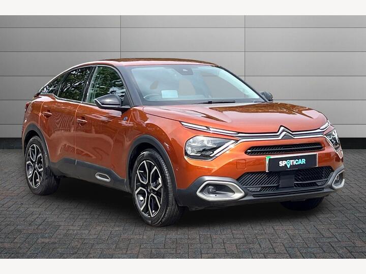 Citroen E-C4 50kWh Shine Plus Auto 5dr (7.4kW Charger) Citroen E-C4 50kWh Shine Plus Auto 5dr (7.4kW Charger)