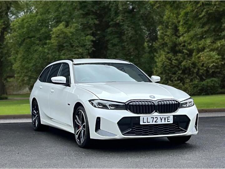 BMW 3 Series 2.0 330e 12kWh M Sport Touring Auto Euro 6 (s/s) 5dr BMW 3 Series 2.0 330e 12kWh M Sport Touring Auto Euro 6 (s/s) 5dr