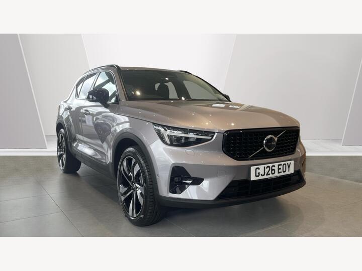 Volvo XC40 2.0 B3 MHEV Ultra Dark DCT Auto Euro 6 (s/s) 5dr