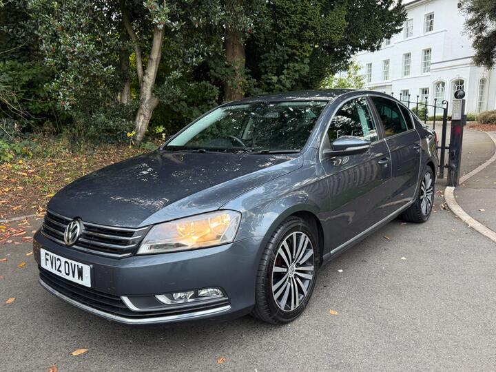 Volkswagen Passat 2.0 TDI BlueMotion Tech Sport DSG Euro 5 (s/s) 4dr