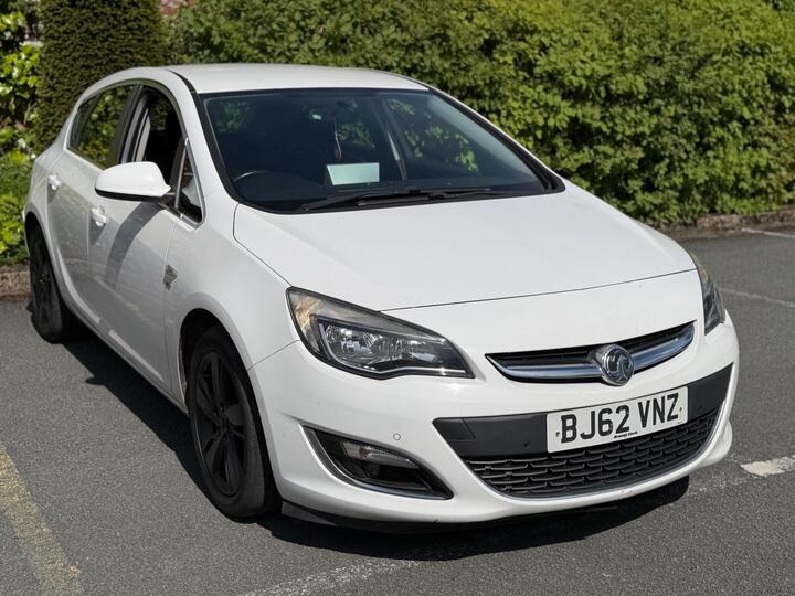Vauxhall Astra 1.6 16v SRi Euro 5 5dr