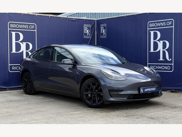Tesla Model 3 Auto RWD 4dr