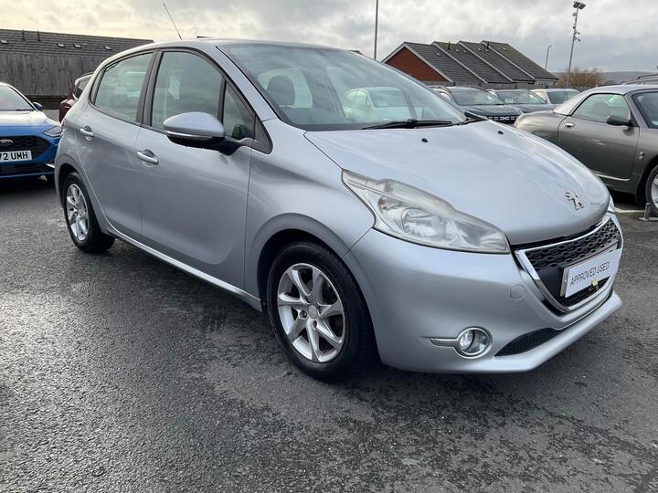 Peugeot 208 1.2 VTi Active Euro 5 5dr
