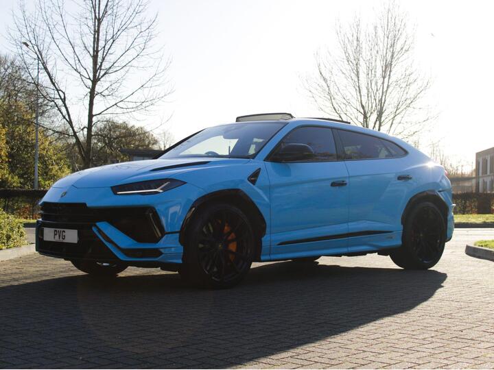 Lamborghini Urus 4.0 V8 BiTurbo S Auto 4WD Euro 6 5dr Lamborghini Urus 4.0 V8 BiTurbo S Auto 4WD Euro 6 5dr