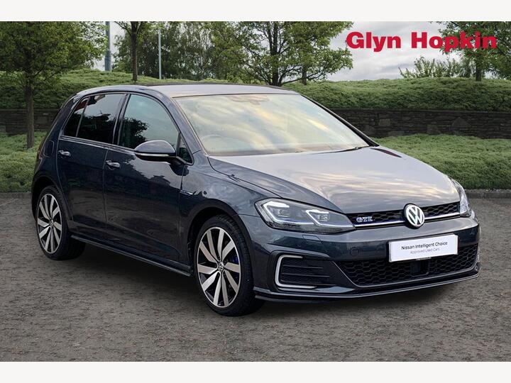 Volkswagen Golf 1.4 TSI 8.7kWh GTE Advance DSG Euro 6 (s/s) 5dr