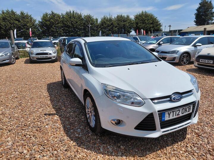 Ford Focus 1.6T EcoBoost Titanium X Euro 5 (s/s) 5dr