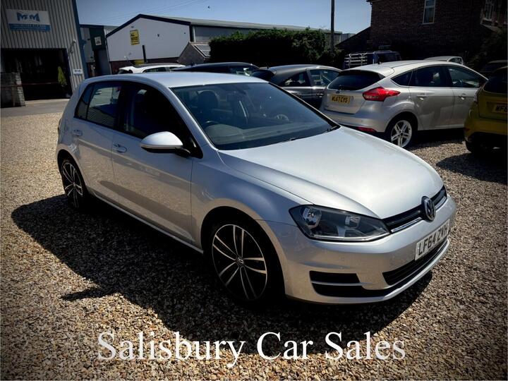 Volkswagen GOLF 1.6 TDI BlueMotion Tech SE DSG Euro 5 (s/s) 5dr