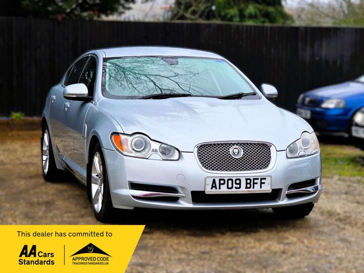 Jaguar XF 3.0d V6 Luxury Auto Euro 5 4dr