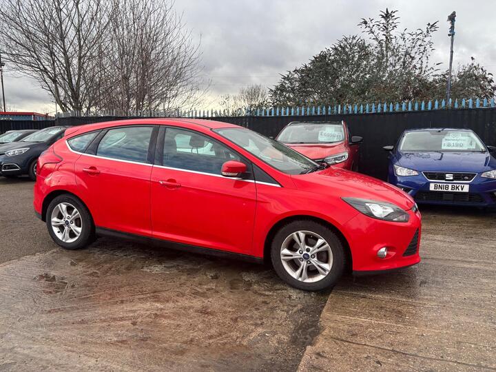 Ford Focus 1.6 TDCi Zetec Euro 5 (s/s) 5dr