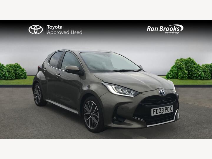 Toyota Yaris 1.5 VVT-h Excel E-CVT Euro 6 (s/s) 5dr Toyota Yaris 1.5 VVT-h Excel E-CVT Euro 6 (s/s) 5dr