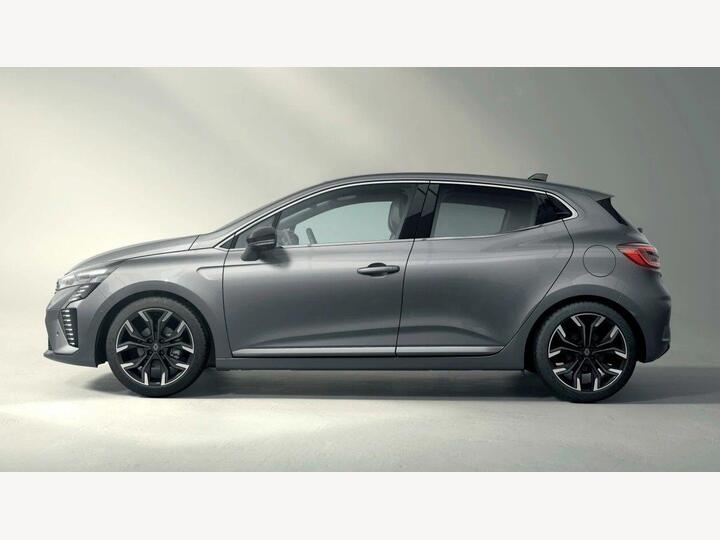 Renault Clio 1.6 E-TECH Techno Auto Euro 6 (s/s) 5dr