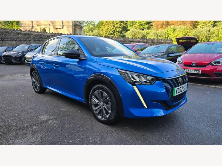 Peugeot E-208 50kWh Allure Premium Auto 5dr (7kW Charger)