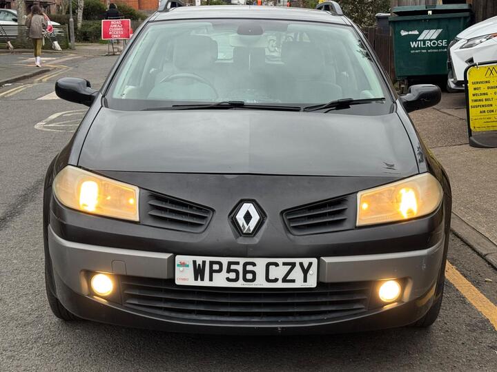 Renault Megane 1.6 VVT Expression 5dr Renault Megane 1.6 VVT Expression 5dr