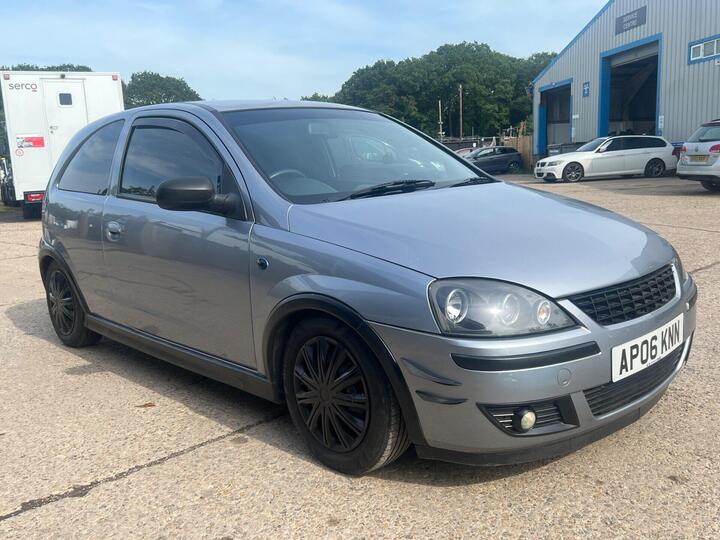 Vauxhall Corsa 1.2i 16v SXi+ 3dr