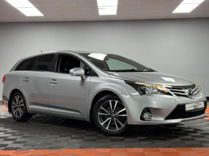 Toyota Avensis 2.0 D-4D TR Tourer Euro 5 5dr