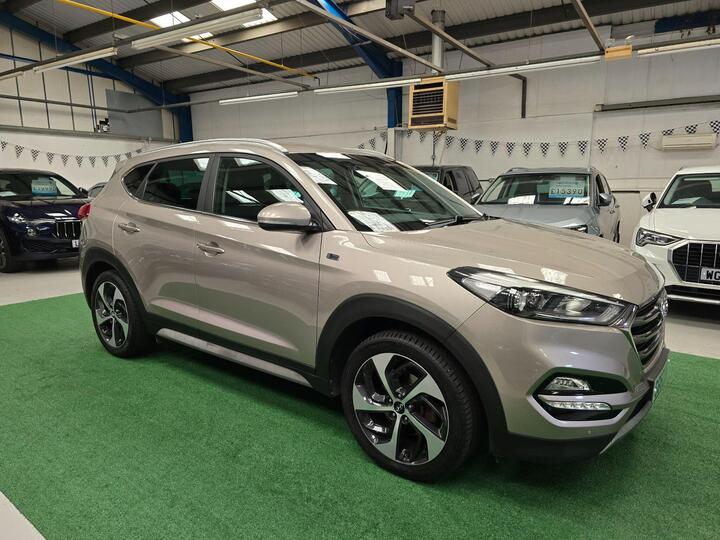 Hyundai TUCSON 1.7 CRDi Blue Drive Sport Edition Euro 6 (s/s) 5dr