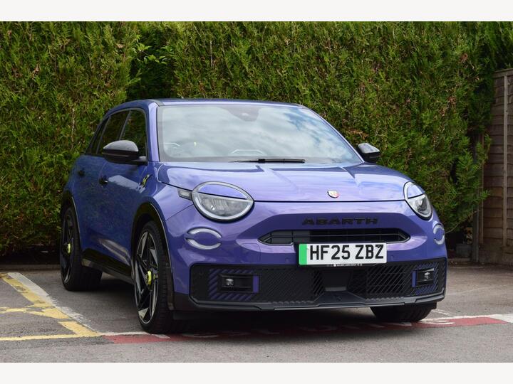 Abarth 600e 54kWh Scorpionissima Auto 5dr