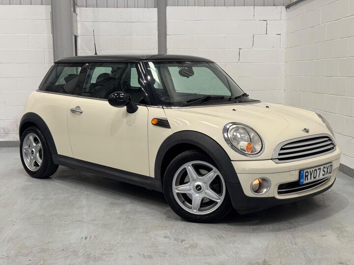 MINI Hatch 1.6 Cooper Steptronic Euro 4 3dr