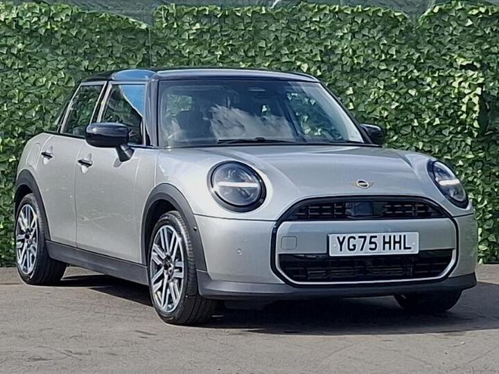 MINI Cooper 1.5C Classic Steptronic Euro 6 (s/s) 5dr