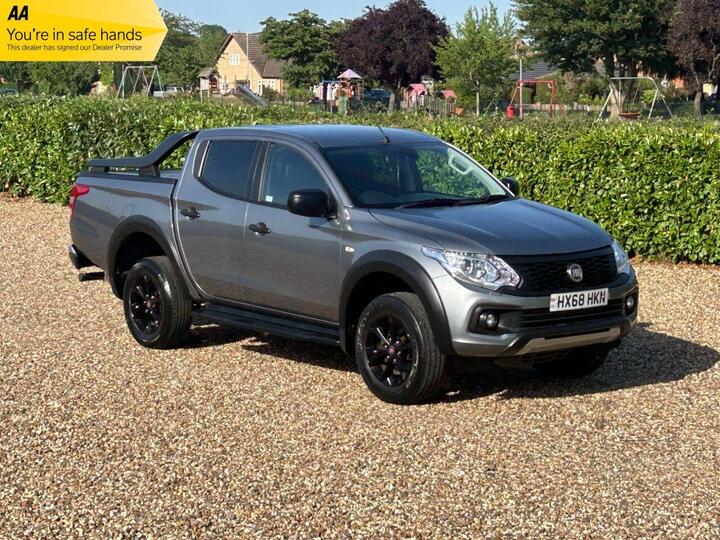 Fiat FULLBACK 2.4D Cross Auto 4WD Euro 6 4dr